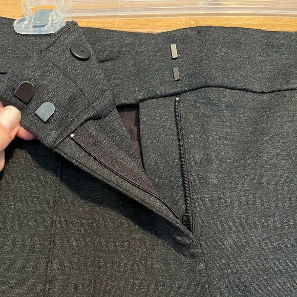 LOFT Dark Gray Zip Pocket Pintuck Skinny Leg Pants NWT - Picture 5 of 10